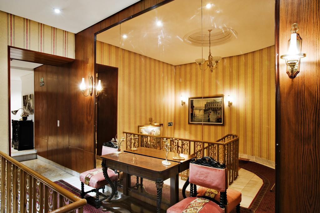 Hotel Roma บายาโดลิด ภายนอก รูปภาพ